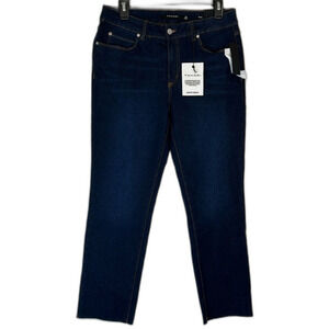 Tahari Denim Mid-Rise Slim Straight Olivia Size 12/31 Valence Wash NWT Stretch